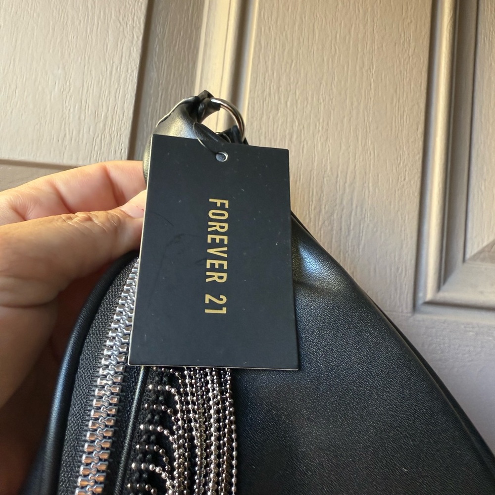 Forever 21 Black Fanny Bag with Silver Accents - Picture 4 of 7